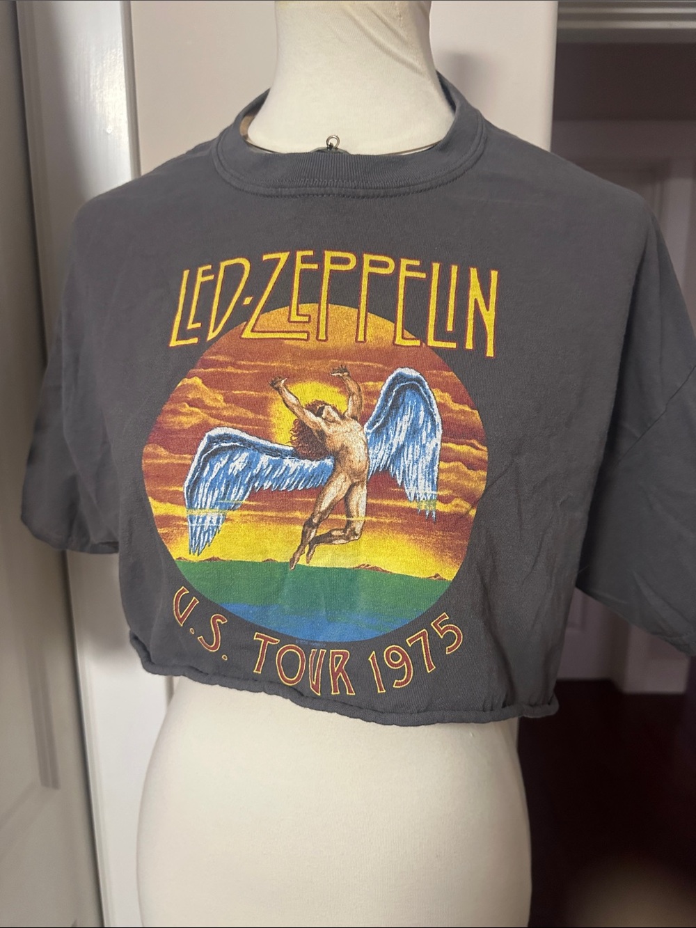 Officially Licensed Led Zeppelin 1975 US Tour Cropped Graphic Tee - Large